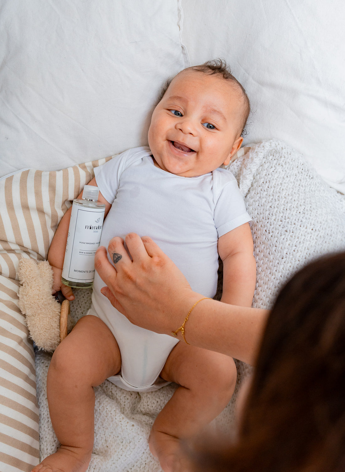 Le pouvoir du toucher chez bébé